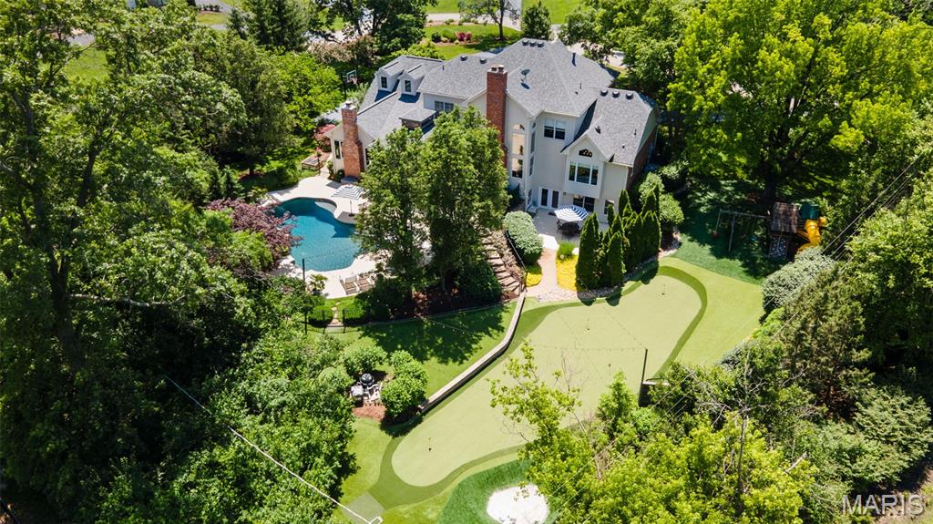 Ballas Courts - Residential