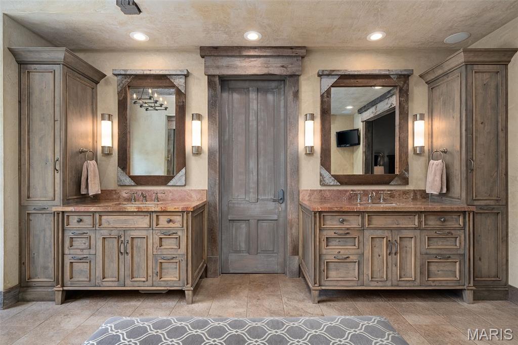 Ballas Courts - Residential