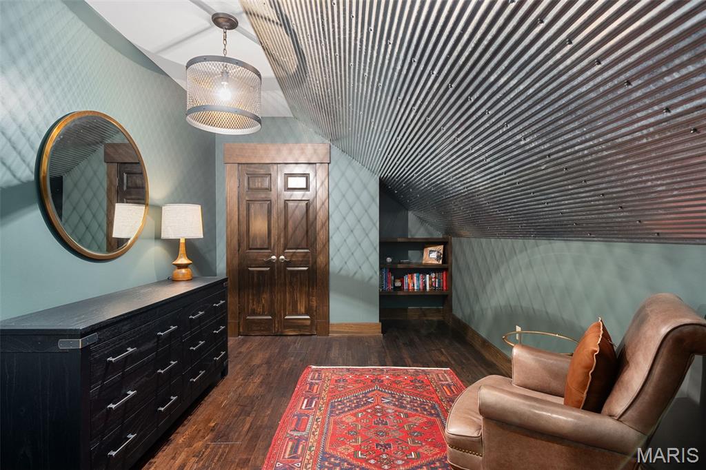 Ballas Courts - Residential