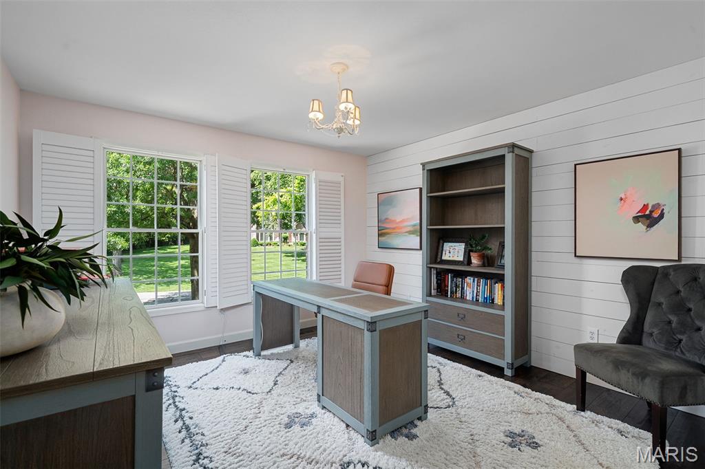 Ballas Courts - Residential