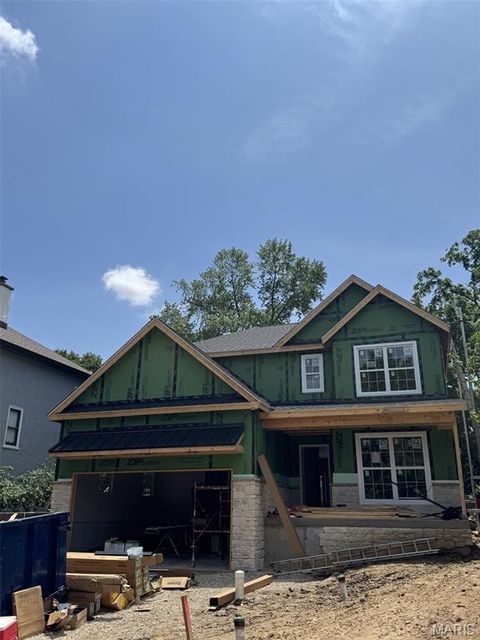 Photo of 614 Nirk Avenue, Kirkwood, MO 63122 (MLS # 26031996)