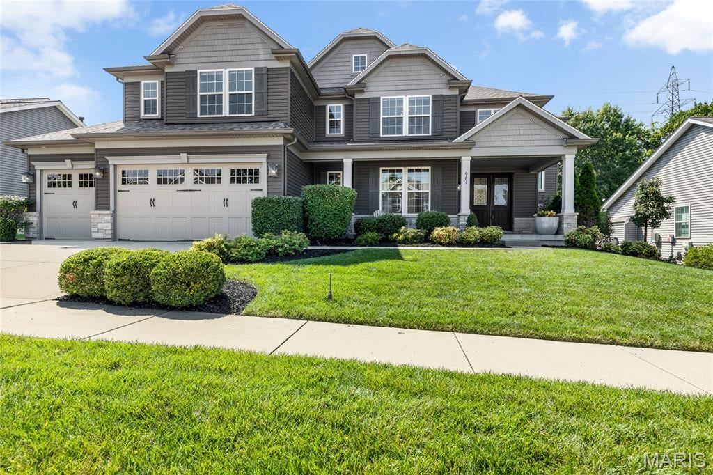 961 Chapelwood Court