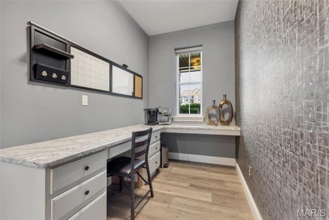 Tiny photo for 961 Chapelwood Court, Kirkwood, MO 63122 (MLS # 26050145)