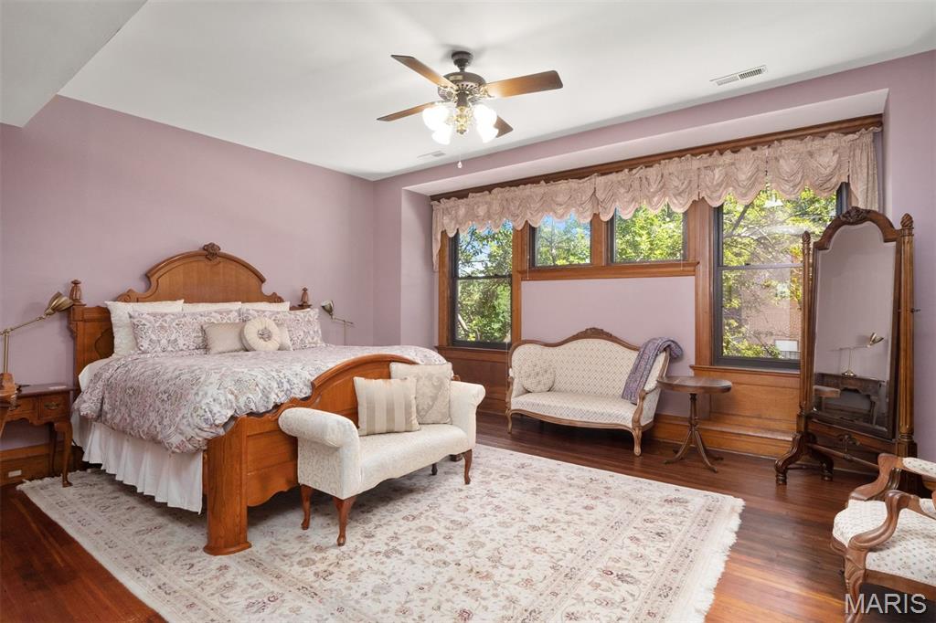 Compton Hill Add - Commercial Sale