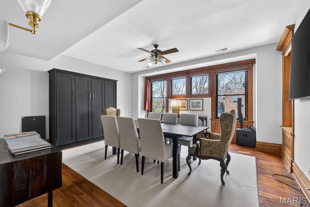 Compton Hill Add - Commercial Sale