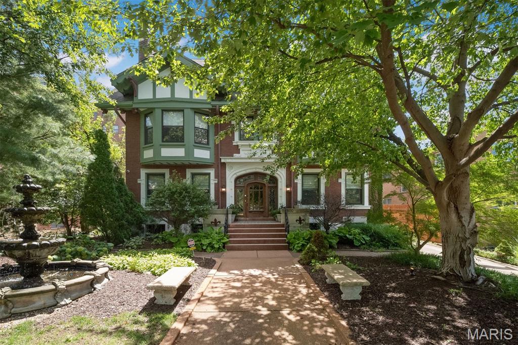 Compton Hill Add - Commercial Sale