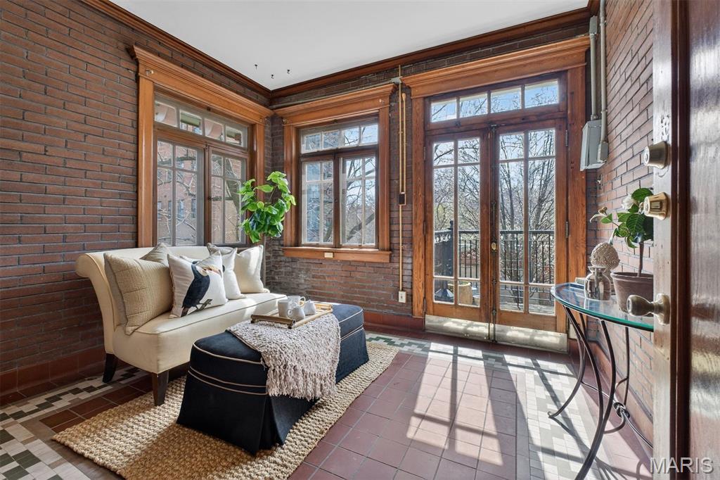 Compton Hill Add - Commercial Sale