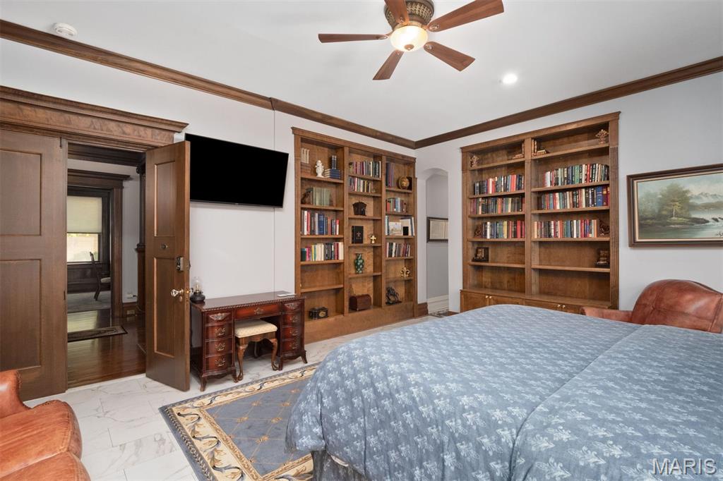 Compton Hill Add - Commercial Sale