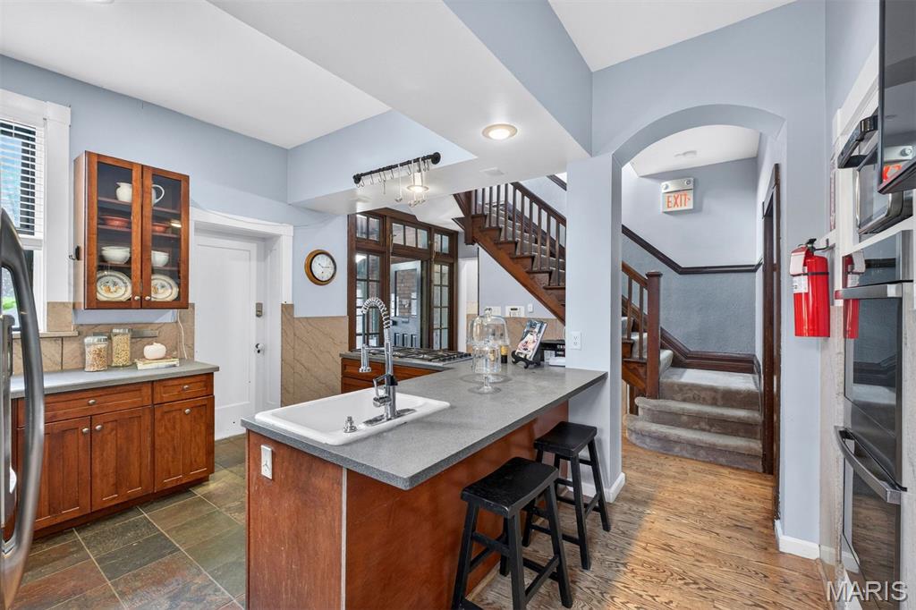 Compton Hill Add - Commercial Sale