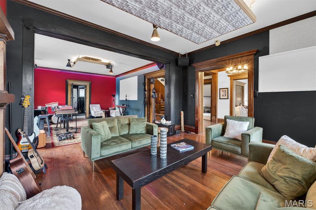 Compton Hill Add - Commercial Sale