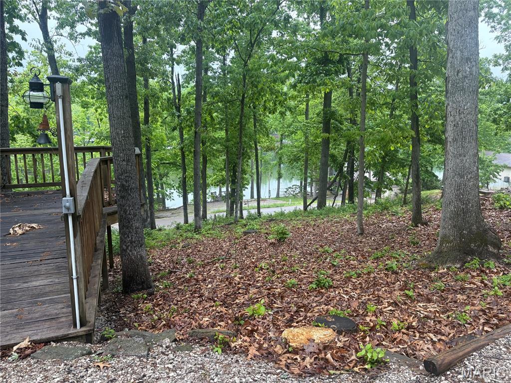 Port Perry 05 - Land