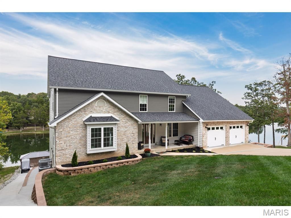 Photo of 10104 Lake Ridge Court, Hillsboro, MO 63050 (MLS # 25070851)