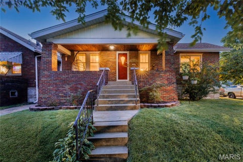 Photo of 6103 Newport Avenue, St Louis, MO 63116 (MLS # 26059627)