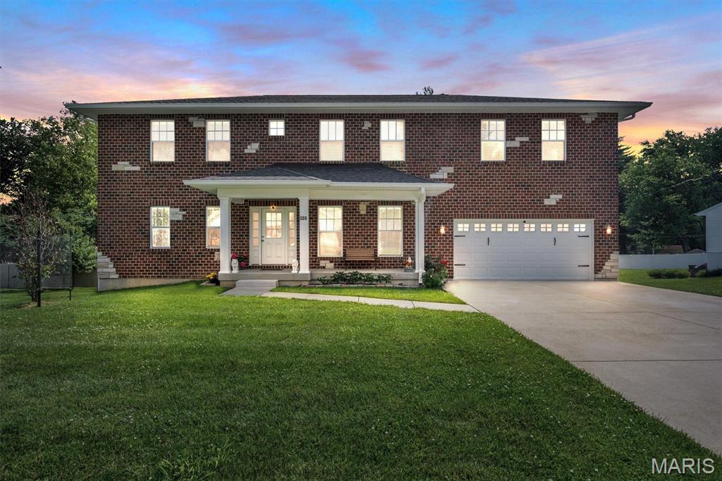 306 Essen Lane