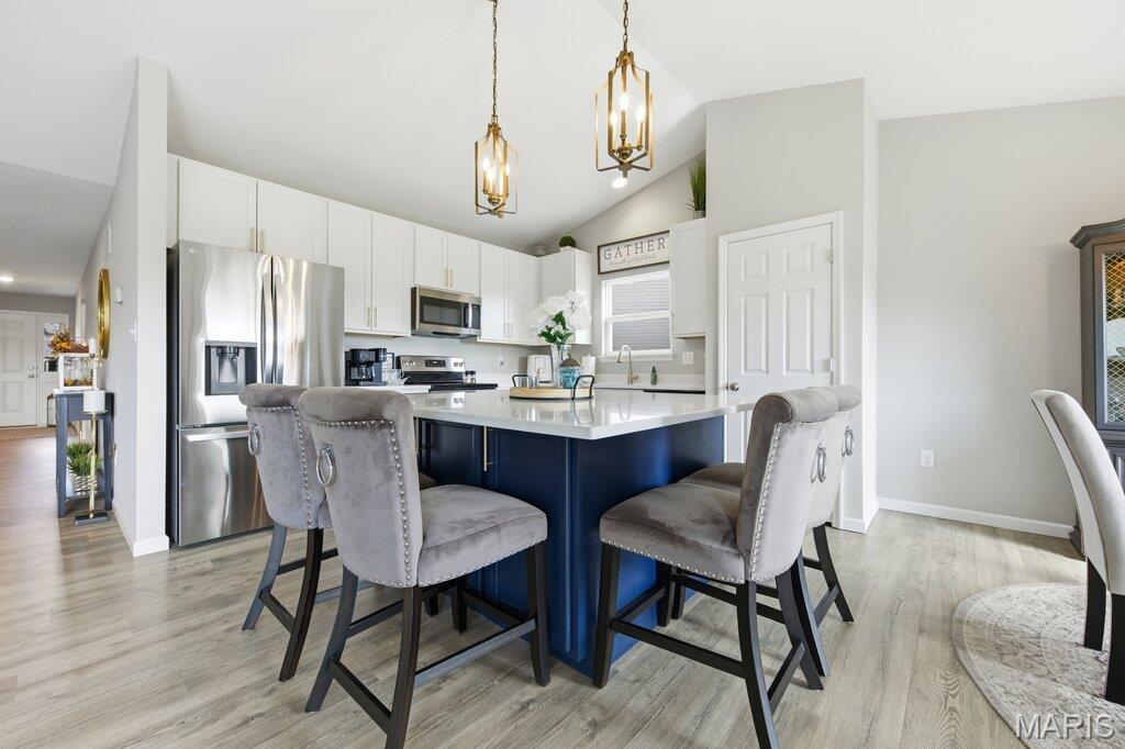 Valley/Winding Bluffs Thr - Residential