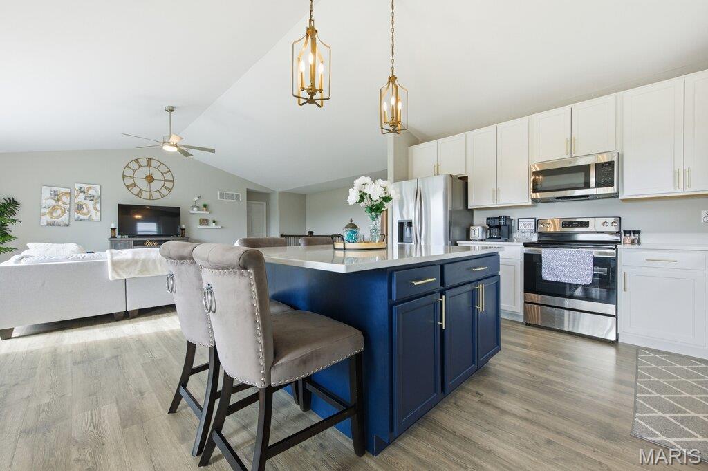 Valley/Winding Bluffs Thr - Residential