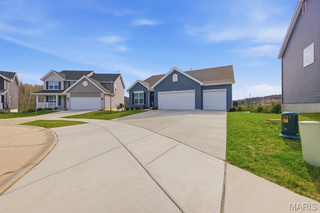 Valley/Winding Bluffs Thr - Residential