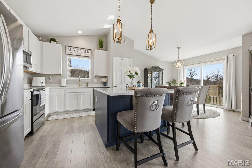 Valley/Winding Bluffs Thr - Residential