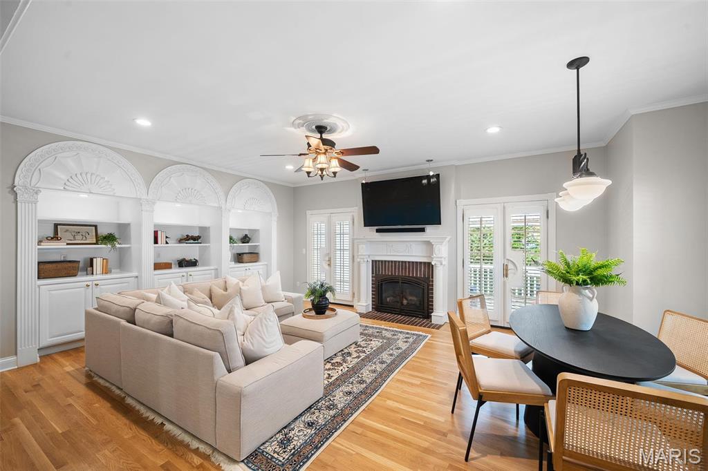 Traum Hauser - Residential