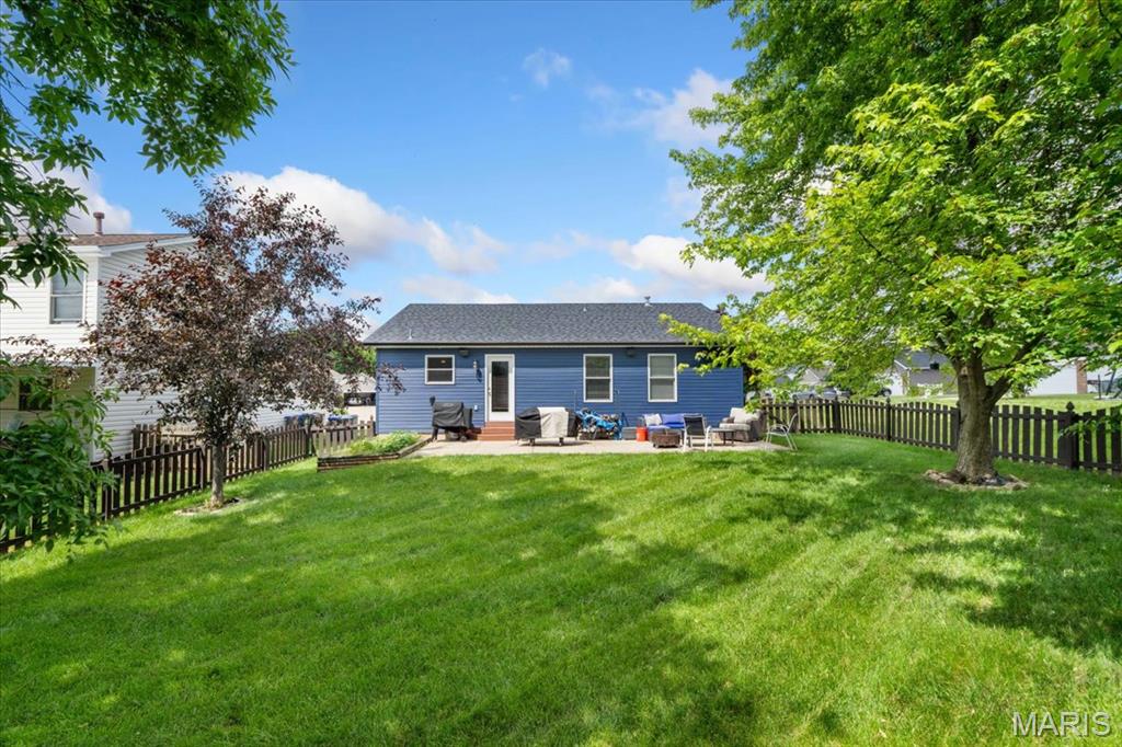 O'Fallon, Missouri 63366, United States, 3 Bedrooms Bedrooms, ,3 BathroomsBathrooms,Residential,Pending,139727