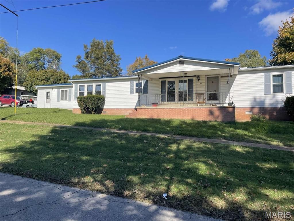 Photo of 145 W Click Avenue, Puxico, MO 63960 (MLS # 25073610)