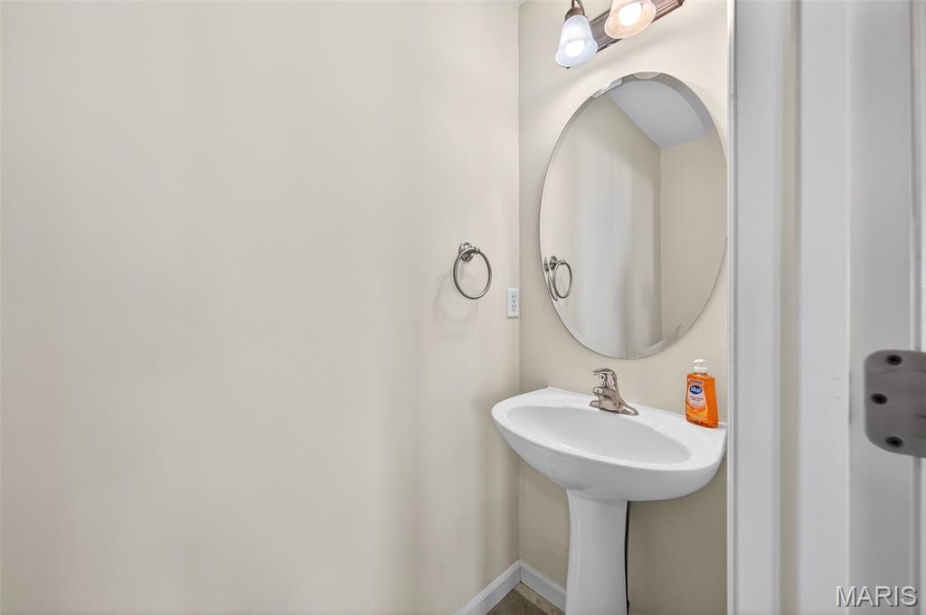 Countryshire #4 - Residential