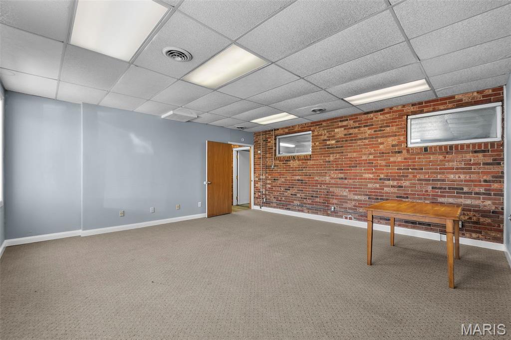 Hillcrest Manor - Commercial Sale