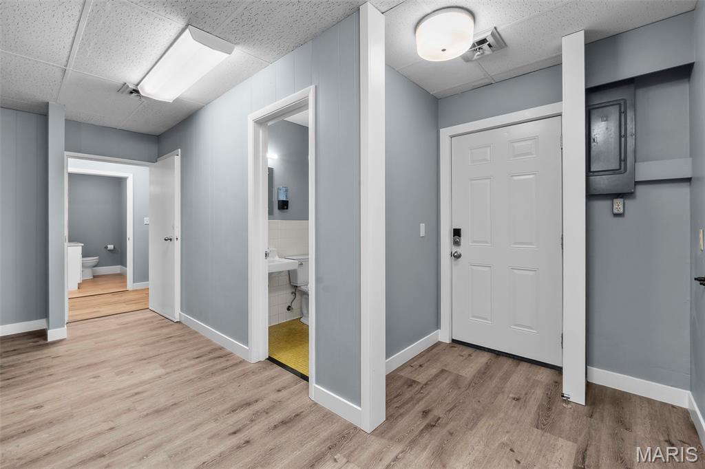 Hillcrest Manor - Commercial Sale