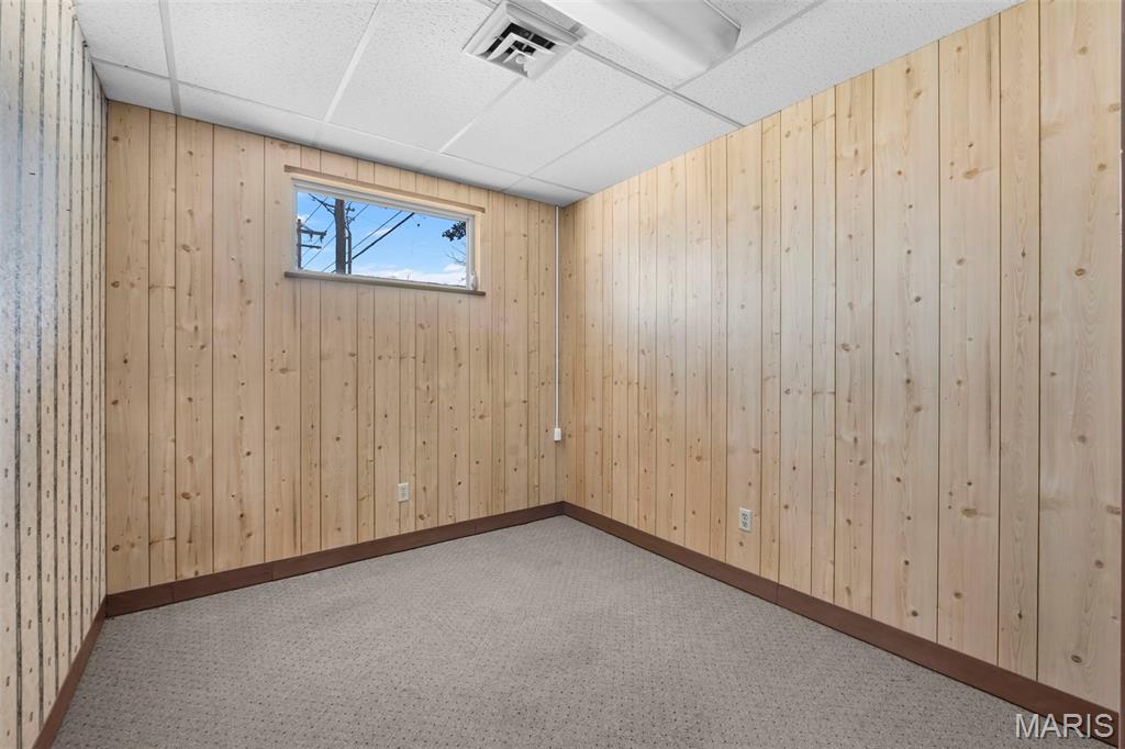 Hillcrest Manor - Commercial Sale