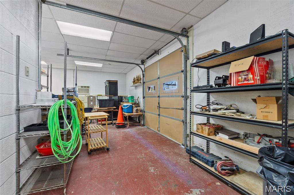 Hillcrest Manor - Commercial Sale