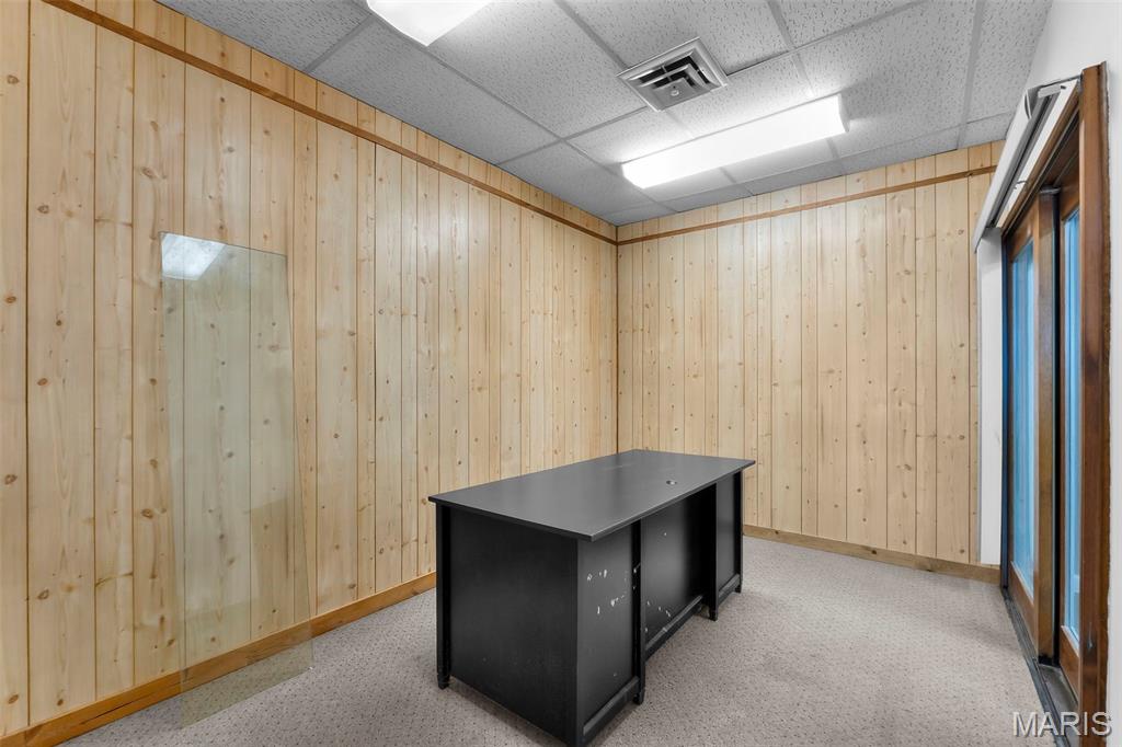 Hillcrest Manor - Commercial Sale