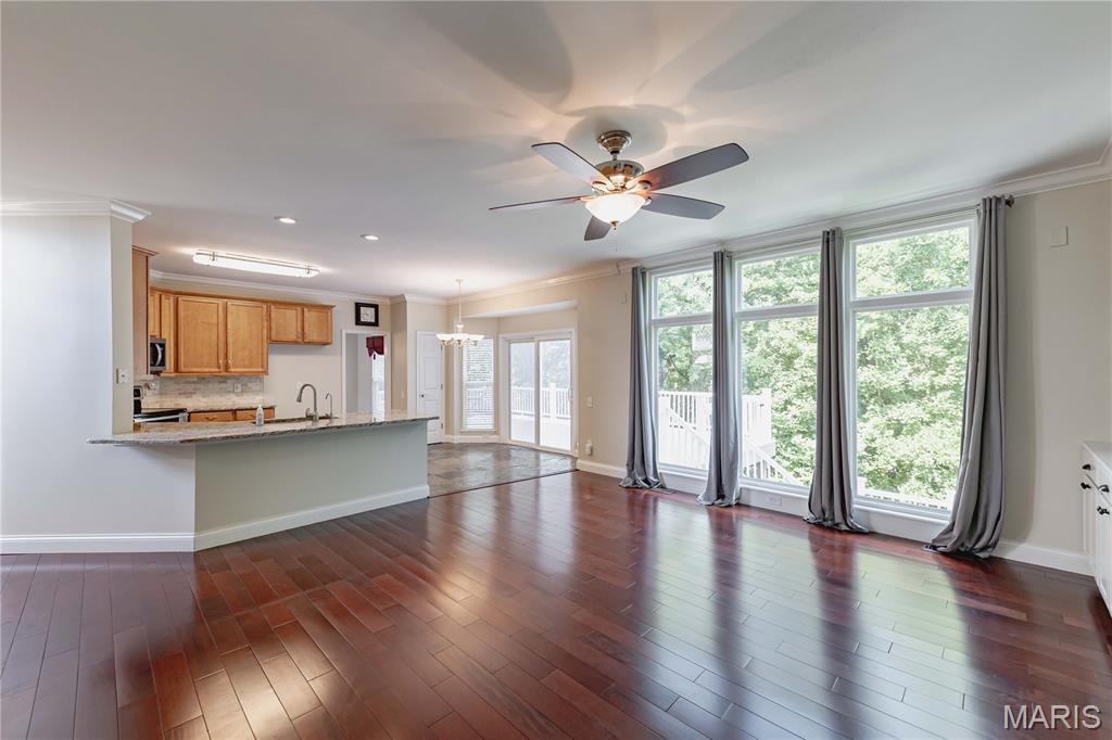 565 Vista Hills Court