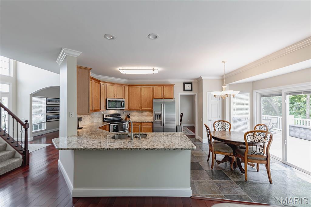 565 Vista Hills Court