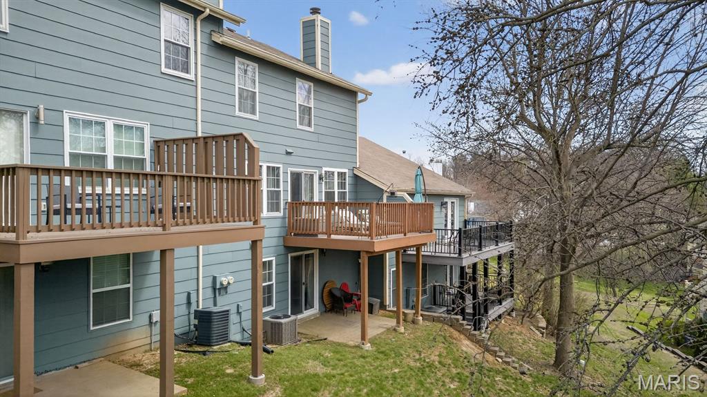 Autumn Lakes Eight Condo - Residential