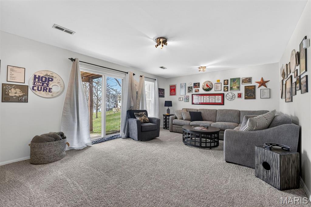 Autumn Lakes Eight Condo - Residential