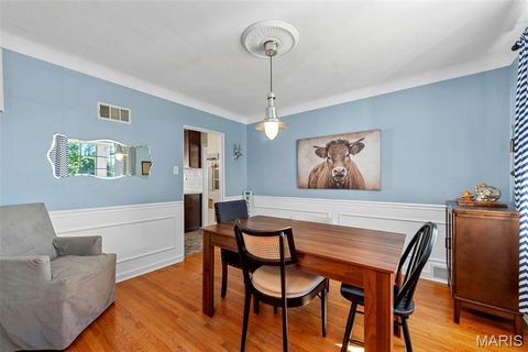 Tiny photo for 1001 Barberry Lane, Kirkwood, MO 63122 (MLS # 25068705)