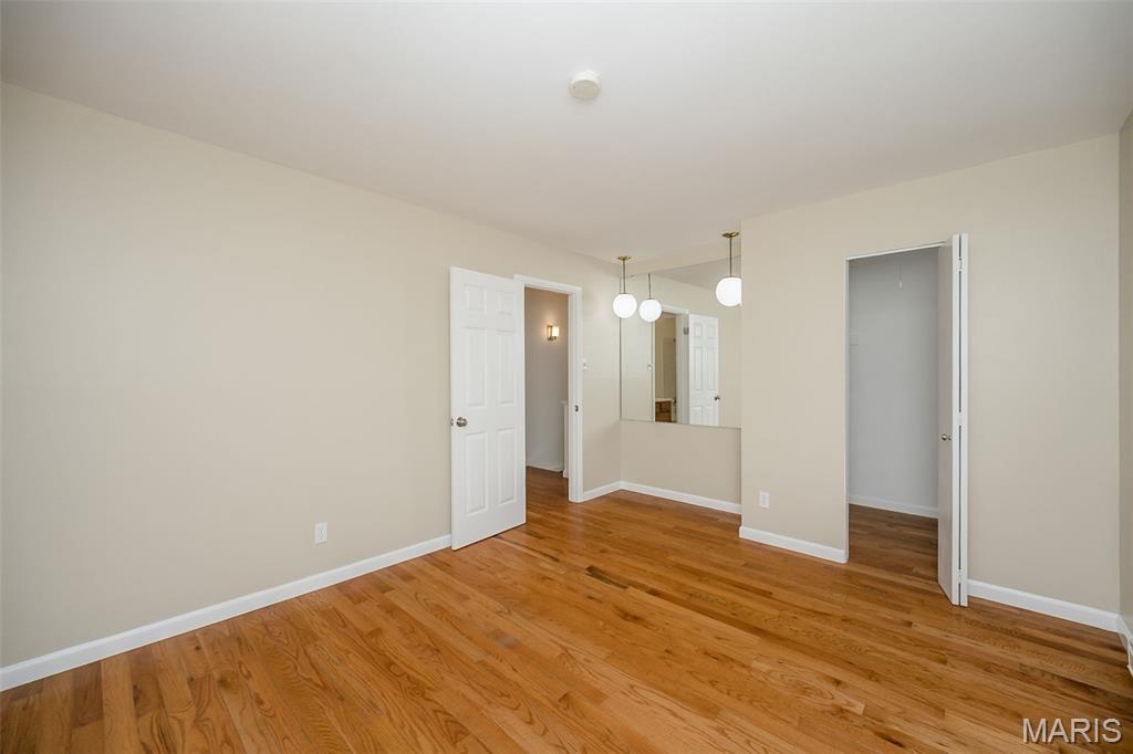 Hazelcrest Condo - Residential