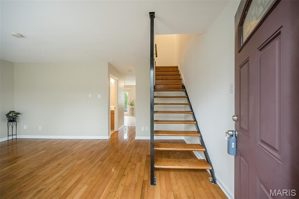 Hazelcrest Condo - Residential