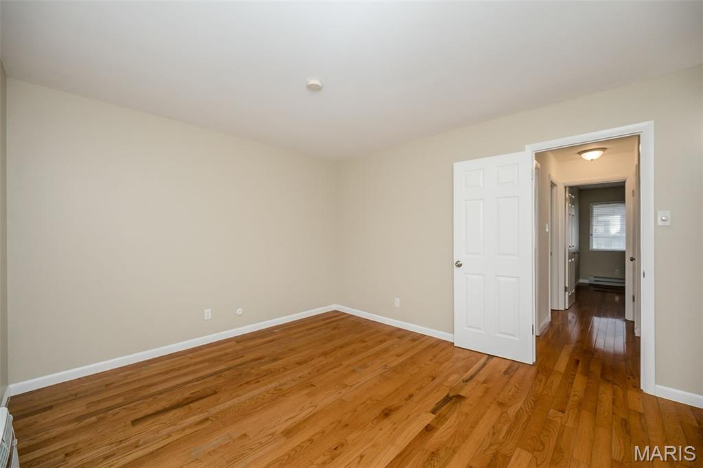 Hazelcrest Condo - Residential