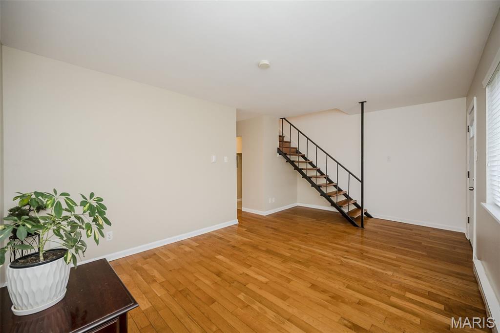 Hazelcrest Condo - Residential