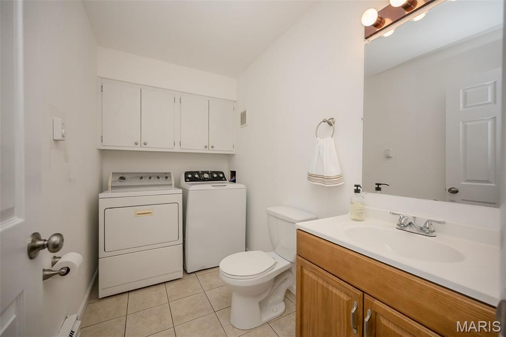 Hazelcrest Condo - Residential