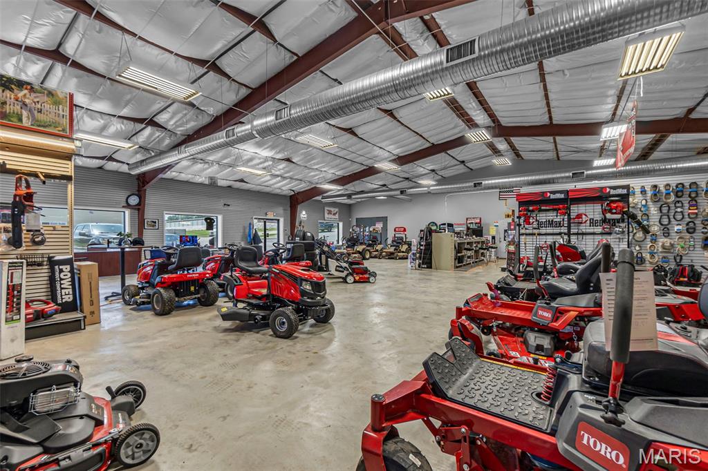 Unknown - Commercial Sale