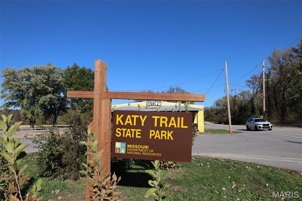 11861 E. Hwy 94