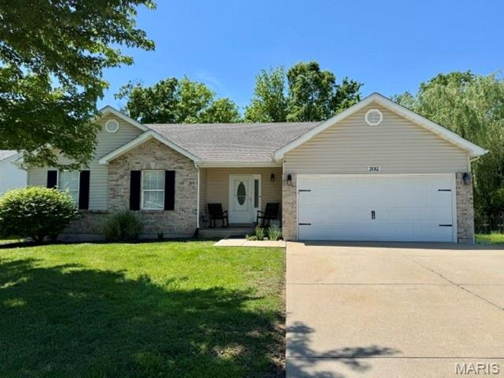 Photo of 29362 Walnut Lake Lane, Wright City, MO 63390 (MLS # 26031982)