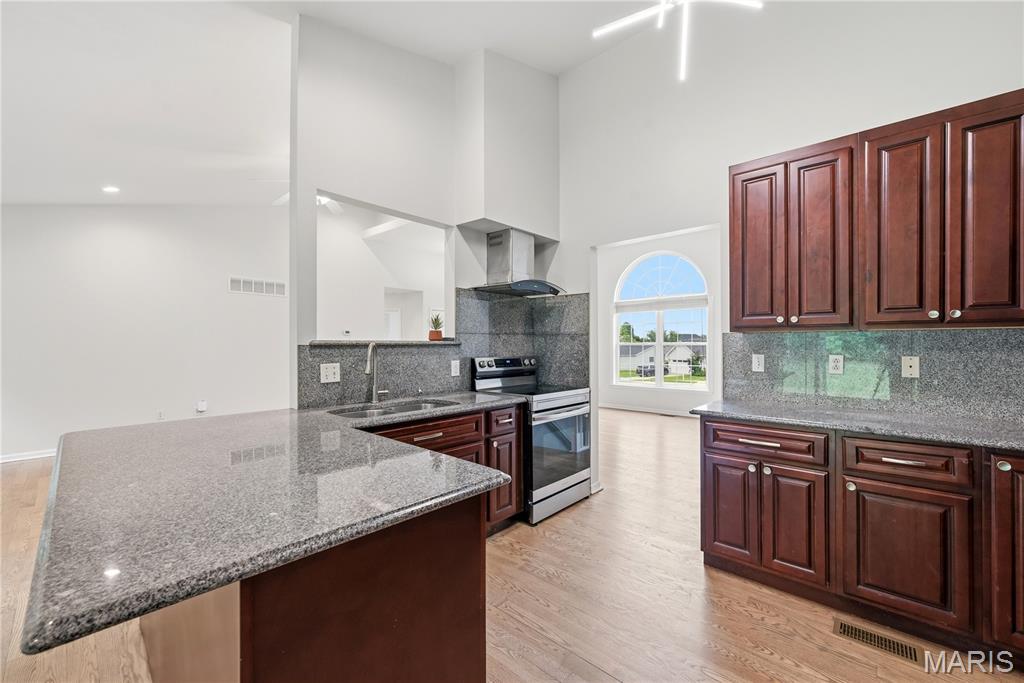 Fleur De Lis Estate - Residential