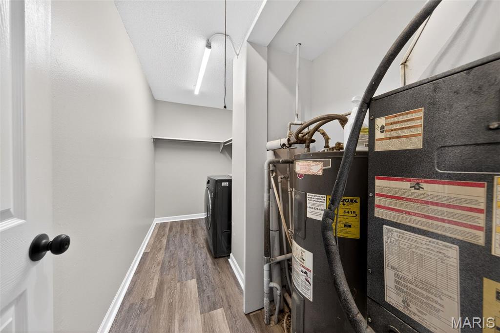 Oakville Commons Condo - Residential