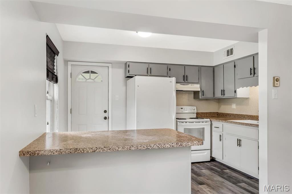 Parc Lorraine Condo Aka Parc - Residential