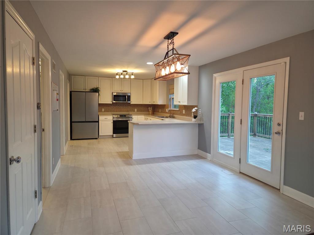 Imperial Hills 03 - Residential