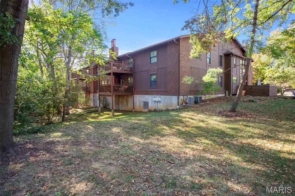 Kirkwood, Missouri 63122, United States, 2 Bedrooms Bedrooms, ,2 BathroomsBathrooms,Residential,Active,232712