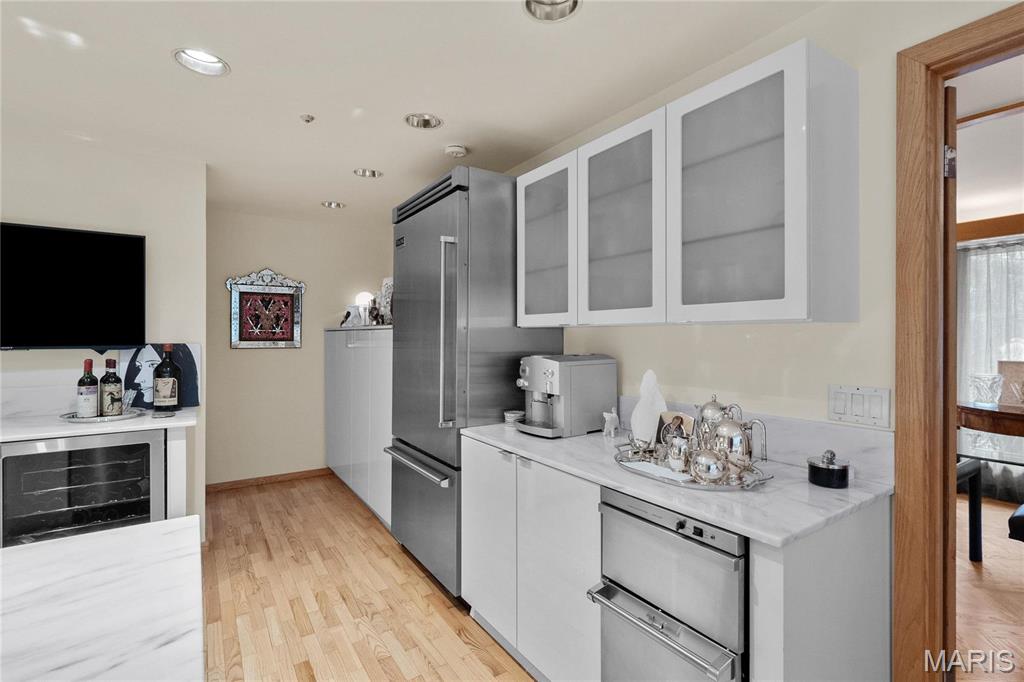 Summit Tr - Residential